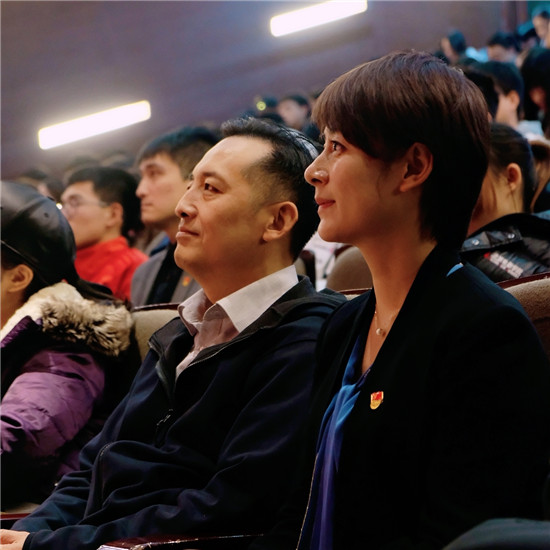 光影人生大讲堂之红色电影与红色人生听中影一级导演江平老师讲党课