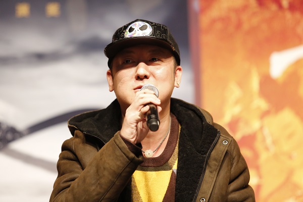 本次活动的主持人谢晓晶教授,与导演李骏,制片人崔陆萌,摄影指导张楠